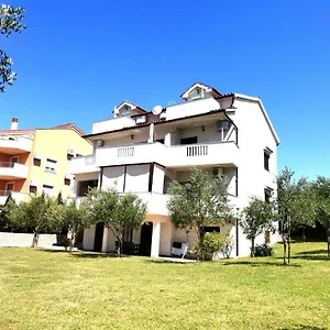 https://apartments-ana-medulin.pula-hotels.org